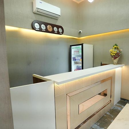 Hotel 6 Seasons, Koregoan Park, Pune Exterior foto